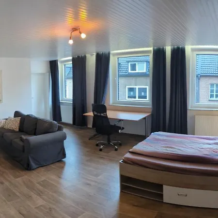 Апартаменты City-wohnung Direkt Am Markt